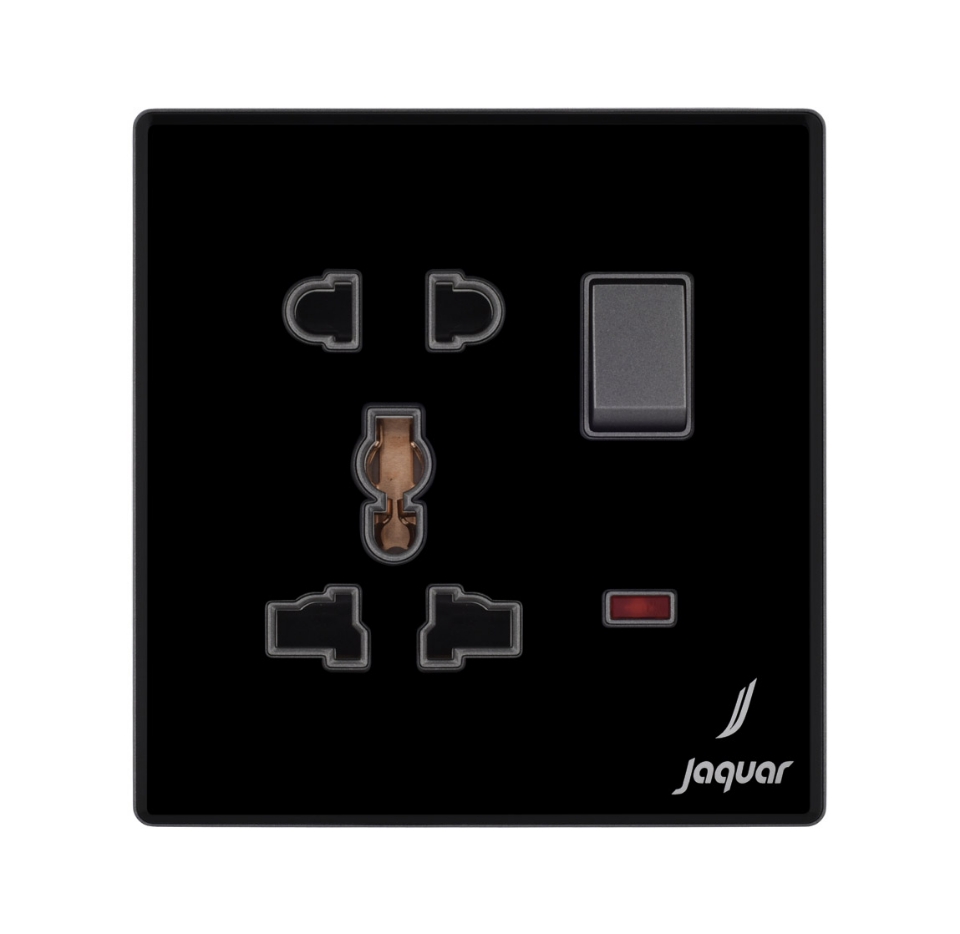 Picture of Universal Switched Socket With Indicator